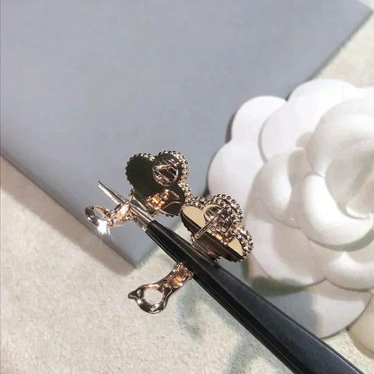 [Lunabriance]CLOVER MEDIUM 1 MOTIFS  PINK MOP DIAMOND EARRINGS