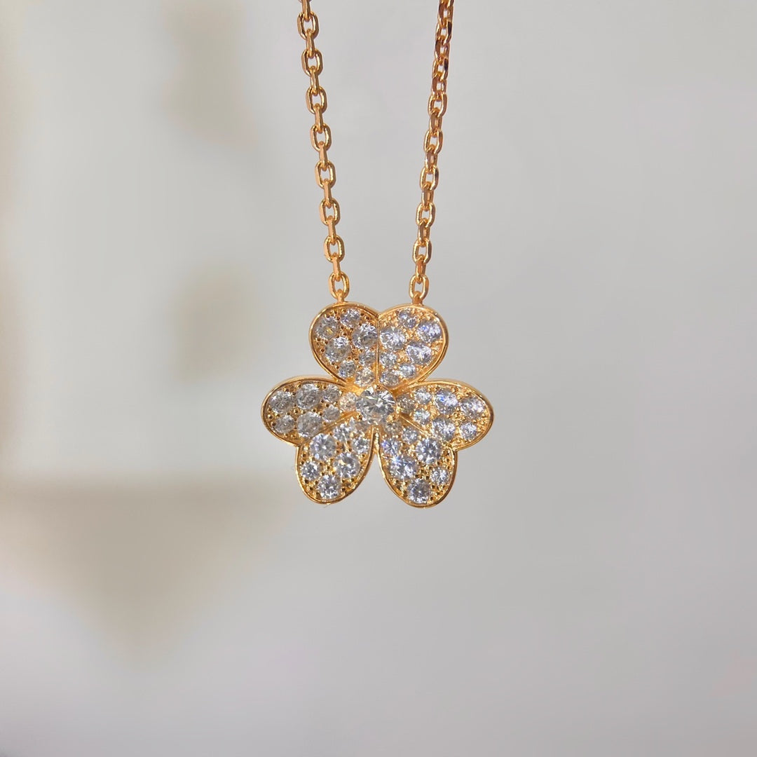 [Lunabriance]FLOWER DIAMOND NECKLACE