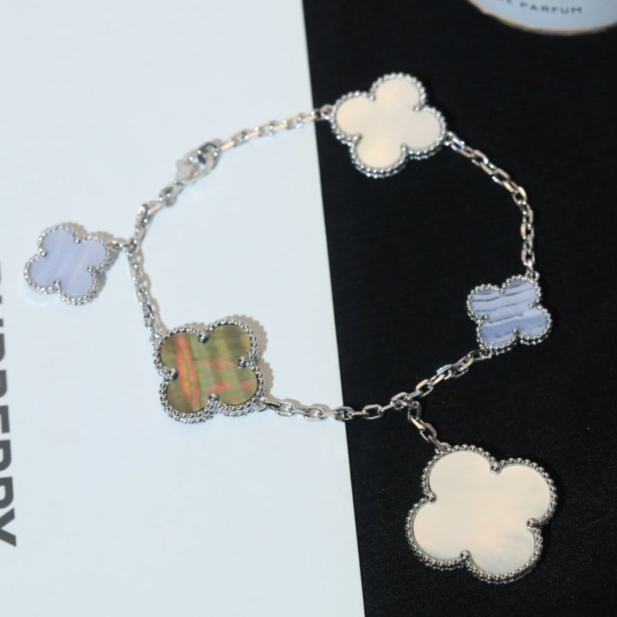 [Lunabriance]CLOVER BRACELET 5 MOTIFS MOP CHALCEDONY SILVER