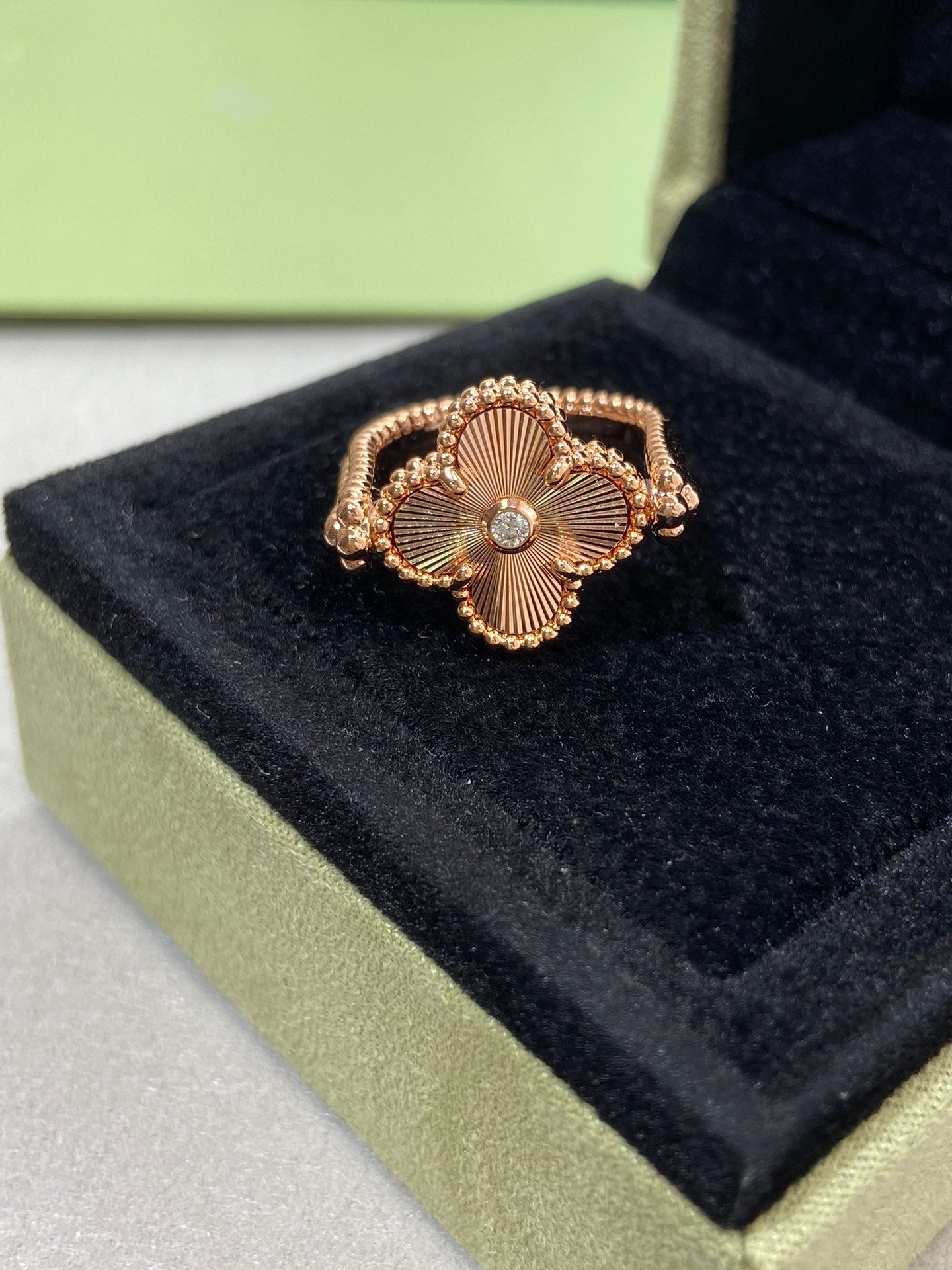 [Lunabriance]CLOVER RIVERSIBLE ROSE GOLD RING