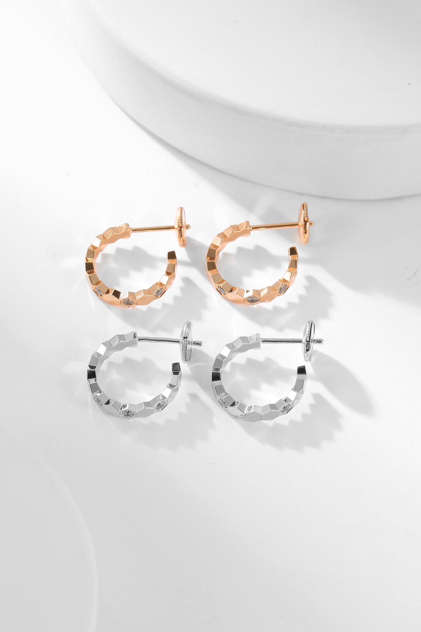 [Lunabriance]BEE LOVE DIAMOND HOOP EARRINGS