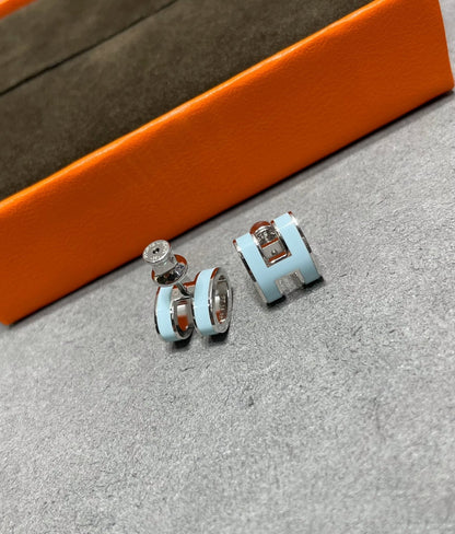[Lunabriance]POP H SKY BLUE STUD EARRINGS