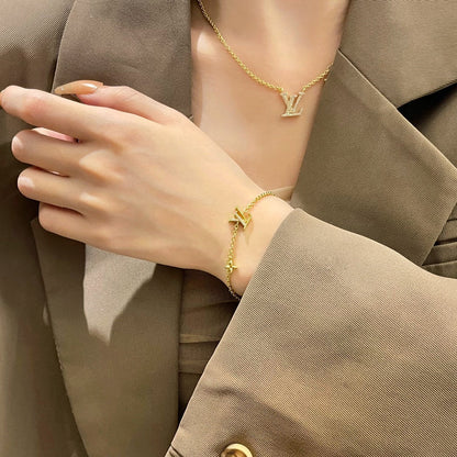 [Lunabriance]LOGO STAR MOTIF GOLD BRACELET