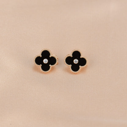 [Lunabriance]CLOVER MEDIUM 1 MOTIFS ONYX DIAMOND EARRINGS