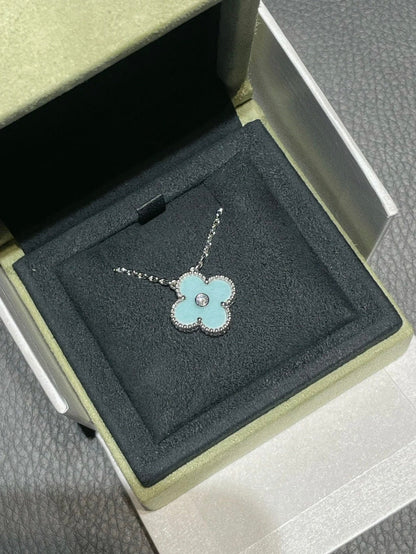 [Lunabriance]CLOVER 1 DIAMOND LIGHT BLUE SILVER NECKLACE